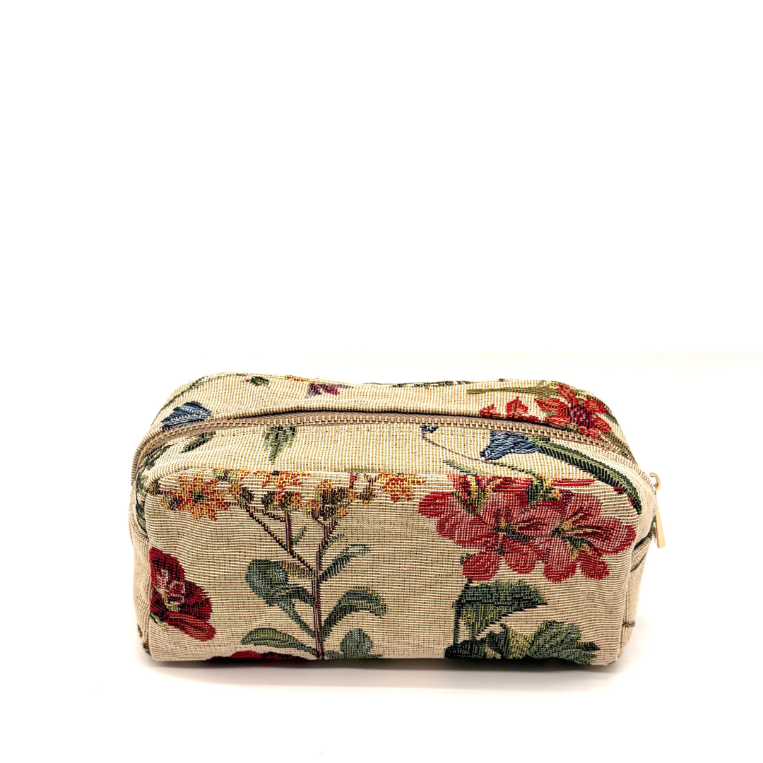 THE MAKE UP CASE #211