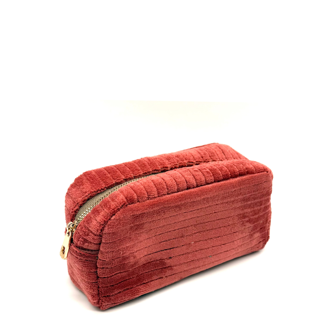 THE MAKE UP CASE #202